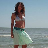 A hawt playgirl posing at the Nugal.